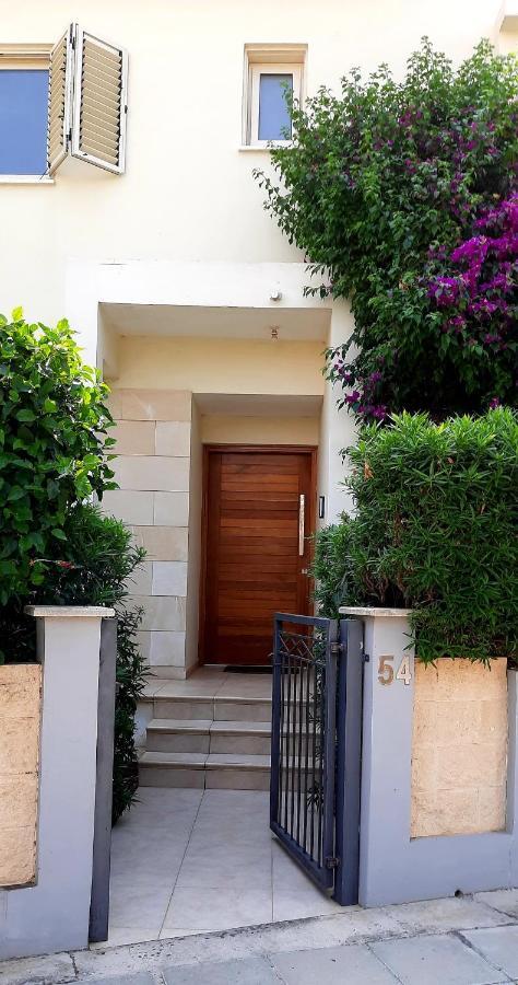 Villa Larnaca Bay Resort Voroklini Exterior photo